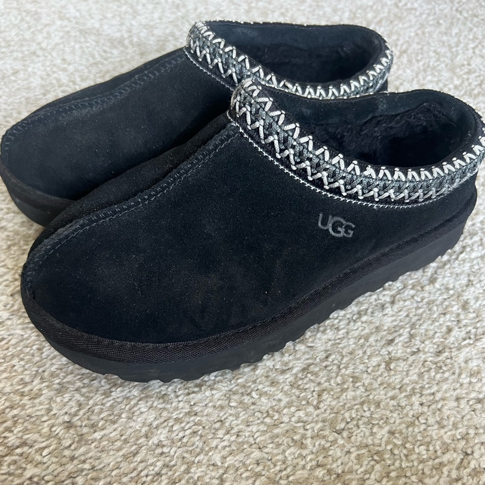 Ugg Tasman Slippers, worn a few times.